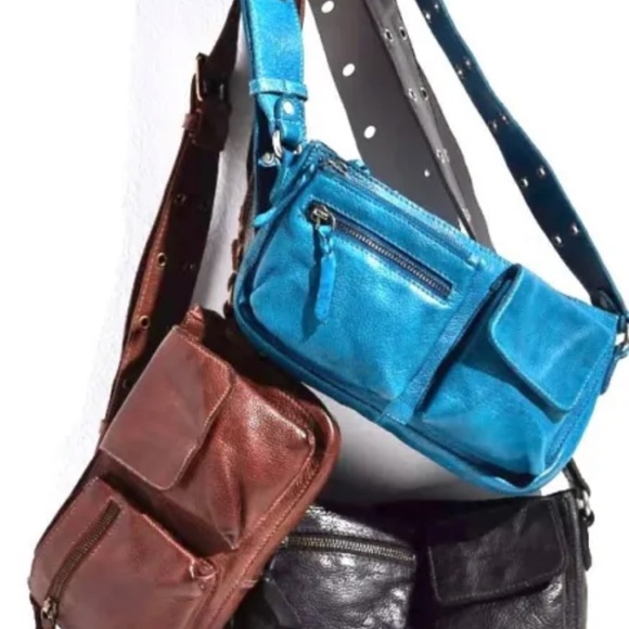 Free People Wade Leather Sling Bag Crossbody Strap Pink Rose Pebbled Leather - Picture 5 of 6